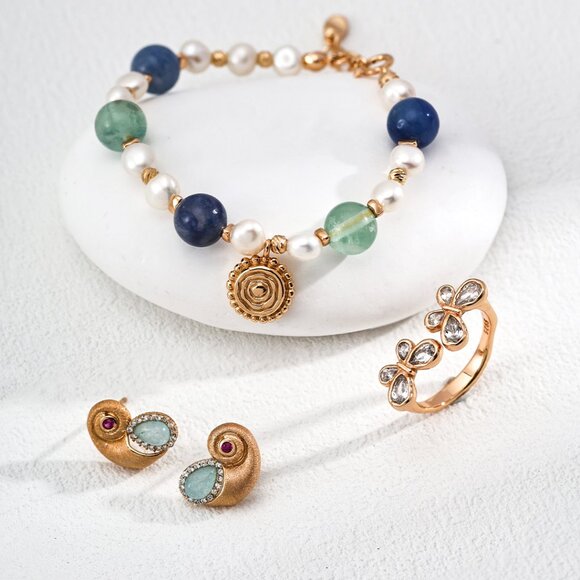 🌸 Natural Pearl & Gemstone Beaded Bracelet | Timeless Handmade Design 🌸 - Picture 4 of 4